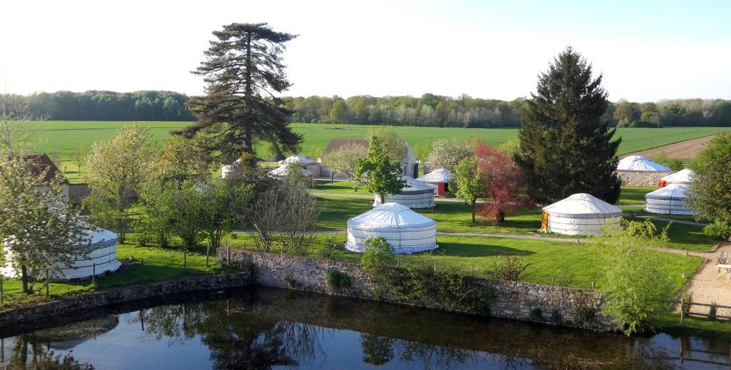 Yourte Nomade-Lodge Les Ecrennes Exteriör bild